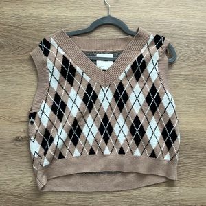 Abercrombie & Fitch cropped vest